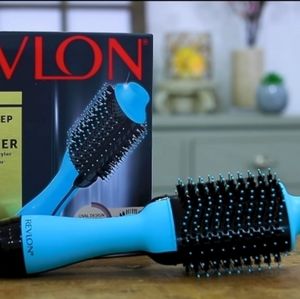 Revlon Pro One Step Hair Dryer and Volumizer in One.